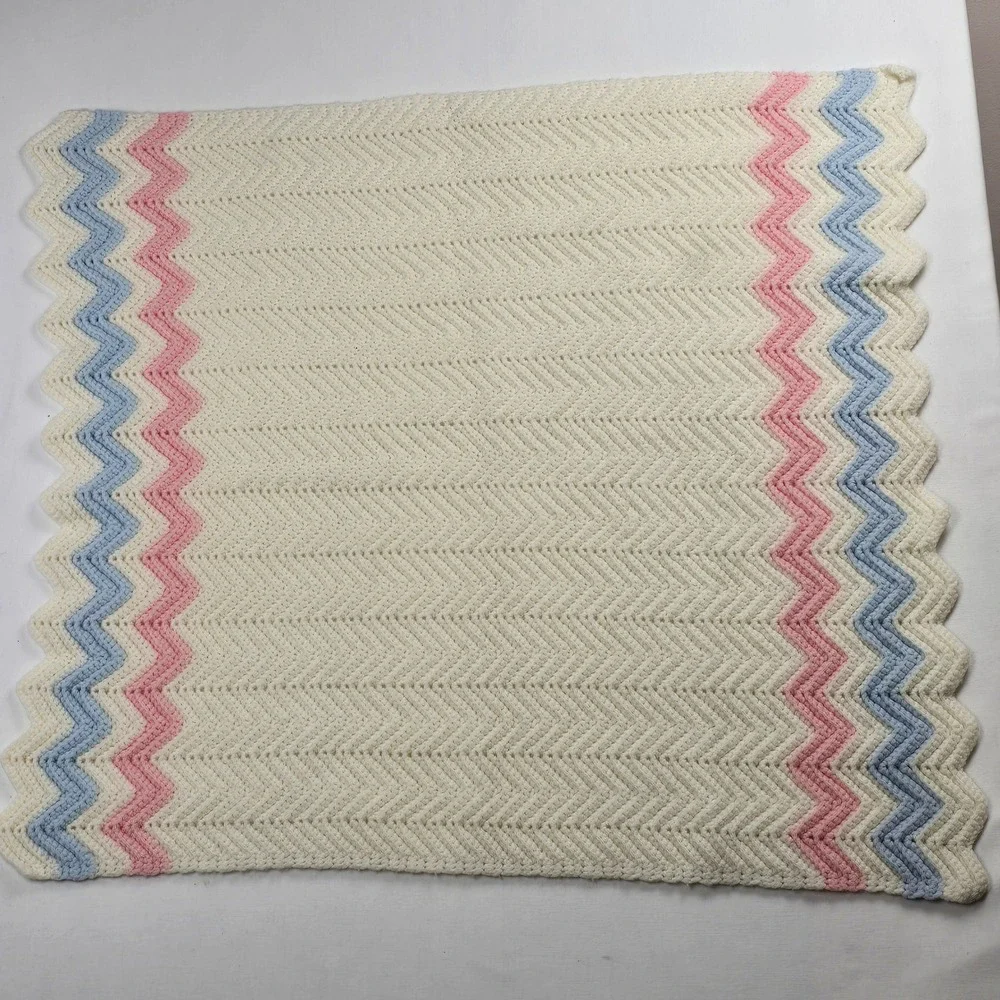 Handmade Crochet‎ Baby Blanket Chevron Ripple Cream Pink Blue Pastel Nursery